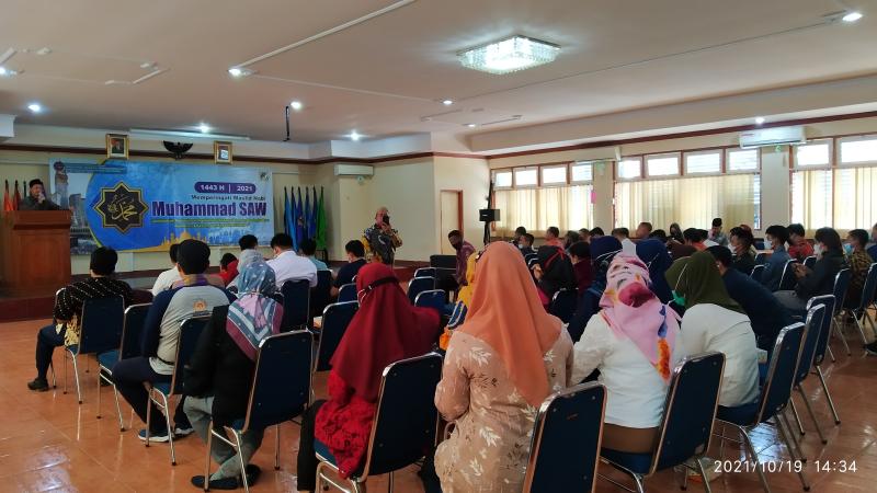 Suasana peringatan Maulid Nabi Muhammad SAW di kantor Pangkalan PLP Tanjung Priok (BeritaTrans.com/aksi.id/ahmad)