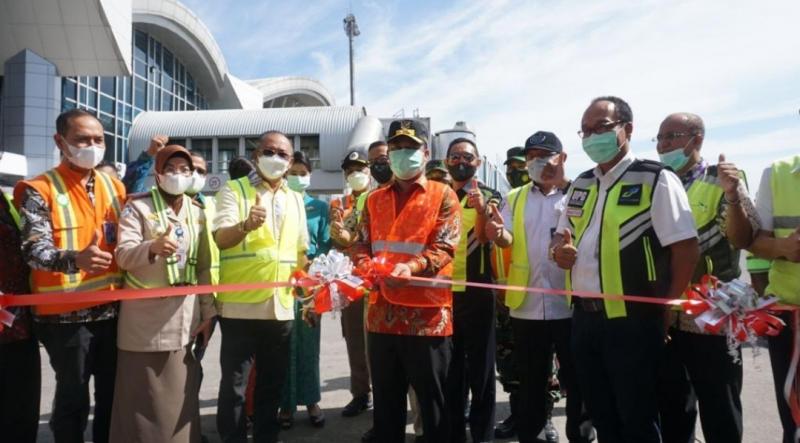 Peluncuran ekspor ikan perdana melalui jalur udara dari Makassar menuju Hongkong.