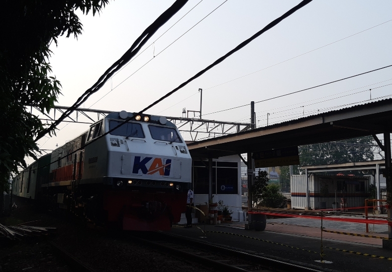 Aturan naik kereta api terbaru mengacu pada SE Kemenhub no 97. (Foto:Istimewa)