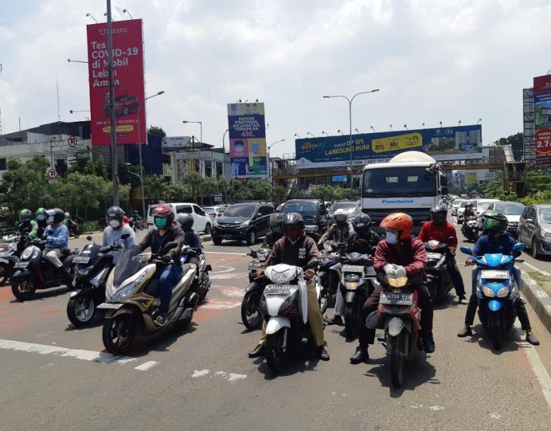 Aturan perjalanan menggunakan transportasi darat kini mengacu pada SE Kemenhub No.94 Tahun 2021 yang mulai berlaku efektif sejak 2 November 2021.(foto:Istimewa)