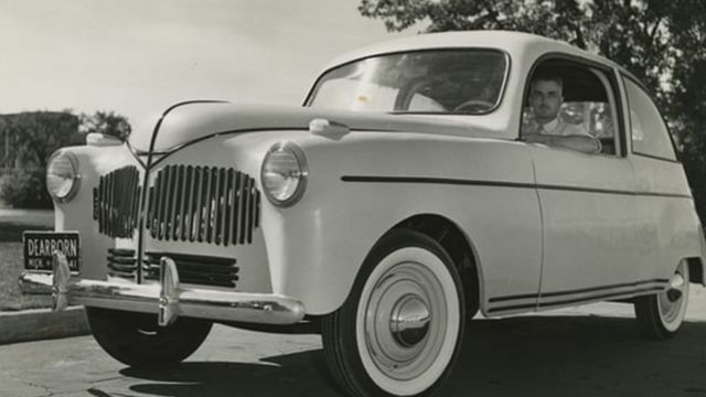 Henry Ford dikenal sebagai orang pertama dalam sejarah yang membuat mobil dengan bahan kedelai, yang dia perkenalkan kepada publik pada tahun 1941. Foto: bbcindonesia.com.
