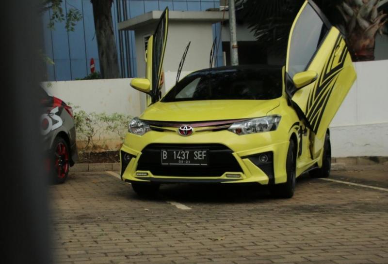 Intip Hasil Modifikasi Toyota Limo Eks-Bluebird Hanya Dengan Biaya Rp 15 Juta. (Foto:Bluebird)