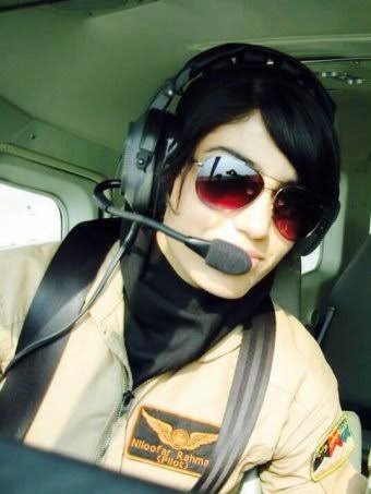 Kapten Niloofar Rahmani adalah pilot sayap tetap pertama di angkatan udara Afganistan. (Supplied)