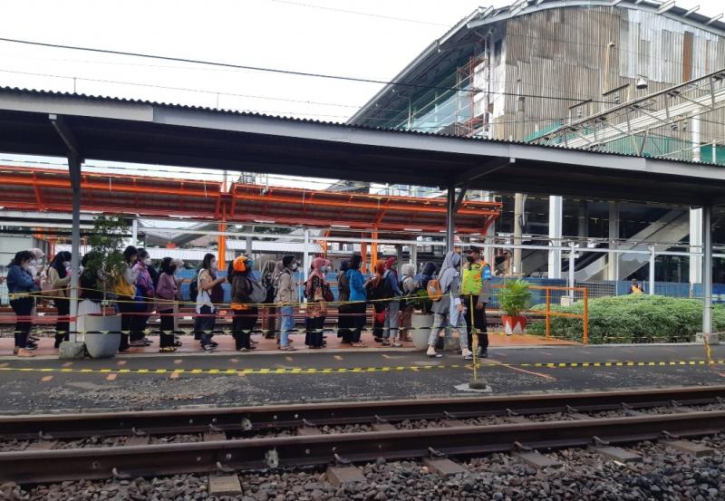 Stasiun Bekasi.