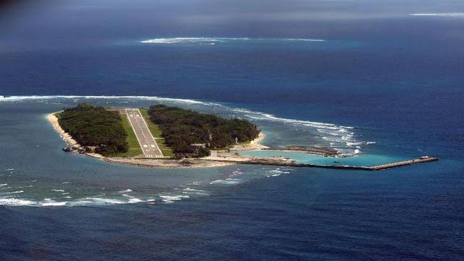 Salah satu pulau buatan China di Laut China Selatan. Foto: cnnindonesia.com.