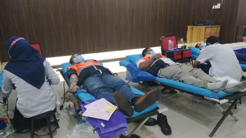 Kegiatan donor darah di TPK Koja (foto;BeritaTrans.com/aksi.id/ahmad)