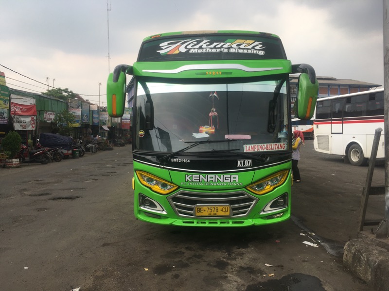 Bus Kenanga tujuan Lampung-Belitang-Bekasi di Terminal Bekasi. Foto: BeritaTrans.com.