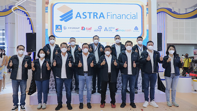 Tim dari 7 Lembaga Jasa Keuangan (LJK) yang tergabung di dalam Astra Financial & Logistic beserta seluruh Area Head yang berasal dari masing-masing LJK. (foto:istimewa/astrafinancial)