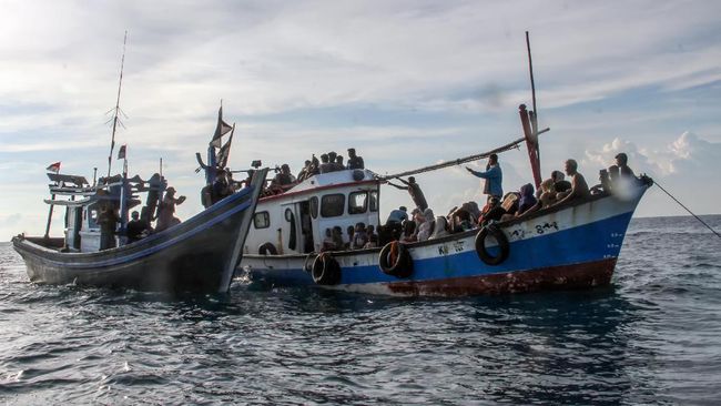 Kapal pengungsi Rohingya.