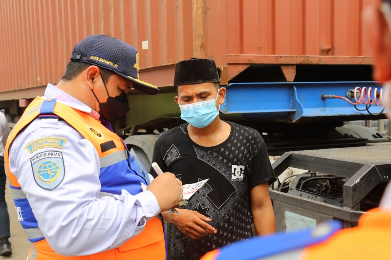 Truk ODOL terjaring pemeriksaan di tol Jakarta-Cikampek