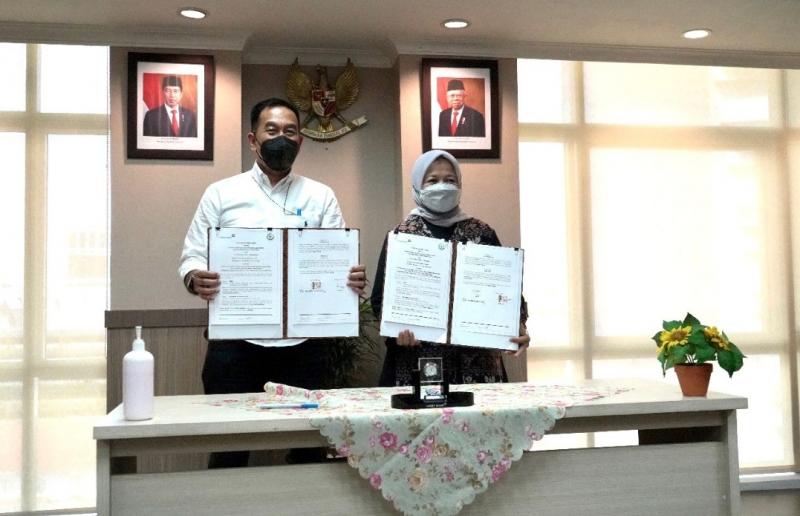 Kementerian Kelautan dan Perikanan (KKP) dan PT Angkasa Pura II menyepakati kerjasama dalam peningkatan ekspor komoditas kelautan dan perikanan Indonesia.