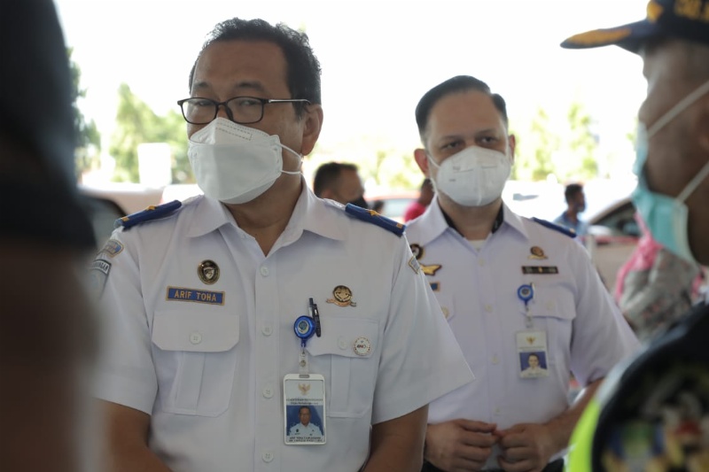 Plt. Dirjen Perhubungan Laut Arif Toha didampingi Kabag Humas Ditjen Hubla