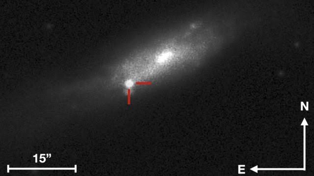 Bintang merah raksasa SN 2020tlf. Bintang ini meledak dan mati beberapa bulan setelah dideteksi oleh para ilmuwan. Foto: bbcindonesia.com.