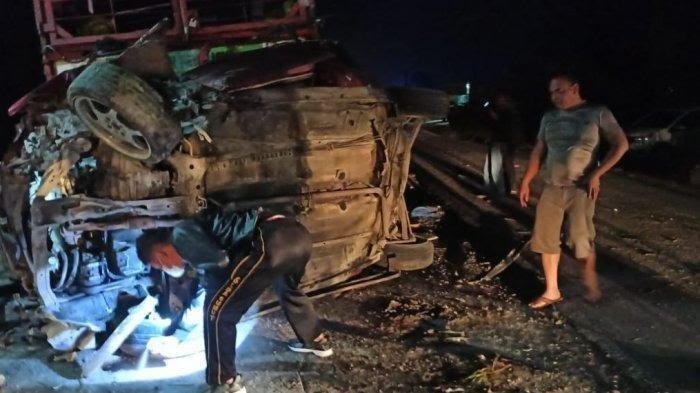 Enam orang meninggal dunia dalam kecelakaan maut di Hutabagasan Humbang Hasundutan, Sumatra Utara (Sumut), Kamis (3/2/2022) dini hari.