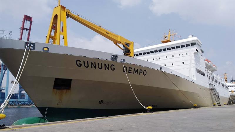 Kapal Pelni KM Gunung Dempo di Pelabuhan Tanjung Priok (foto:BeritaTrans.com/aksi.id/ahmad)