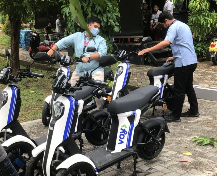 Motor listrik mel esat di Bandara Soekarno-Hatta