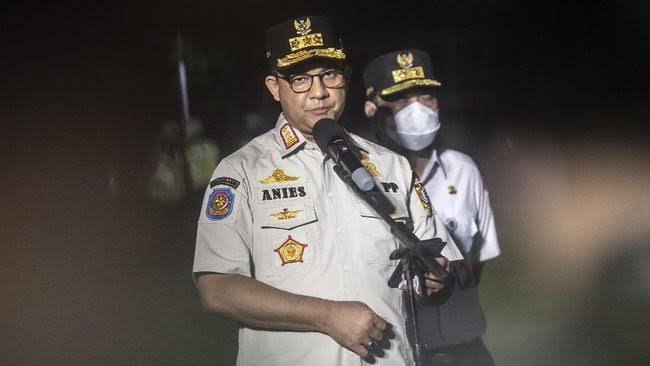 Sejumlah warga Jakarta dan Bekasi menggugat Gubernur DKI Anies Baswedan terkait aturan ganjil genap ke Mahkamah Agung. Foto: cnnindonesia.com.