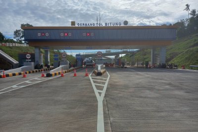 Gerbang Tol Bitung Manado.