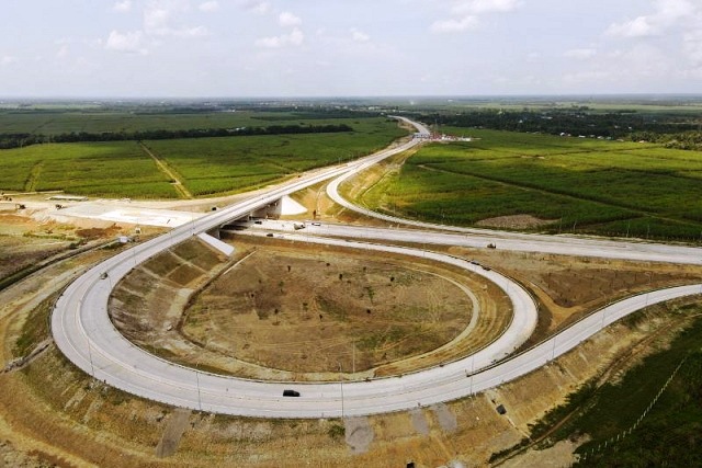 Ruas tol Binjai – Langsa seksi 1 Binjai – Stabat sebagai bagian dari Jalan Tol Trans Sumatera. (Foto:ANTARA) 