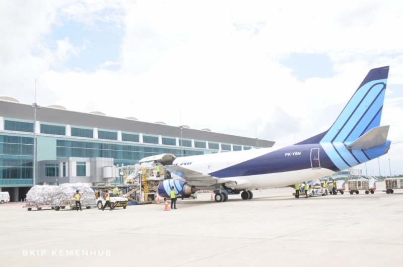 Pesawat Teigana Air mulai ramaikan angkutan kargo di Bandara Kertajati