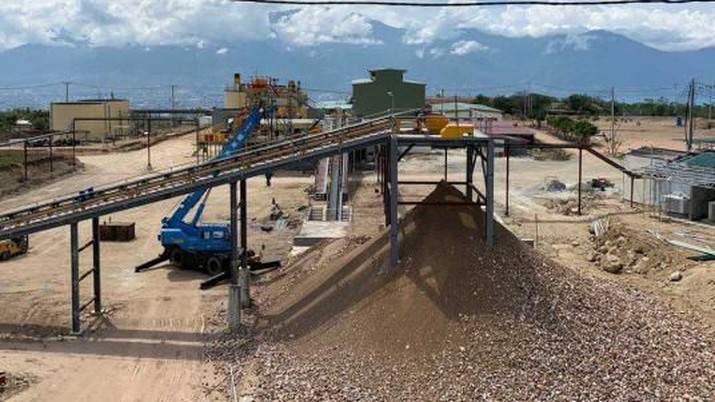 Bumi Resources Minerals memulai Uji Coba Produksi dari Tambang Emasnya di Poboya, Palu.