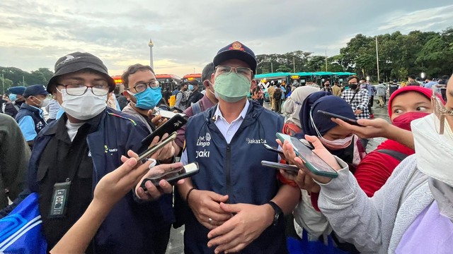 Kepala Dishub DKI Jakarta Syafrin Liputo menghadiri acara peluncuran 30 armada bus listrik di kawasan Monas, Jakarta, Selasa (8/3/2022). Foto: kumparan.com.