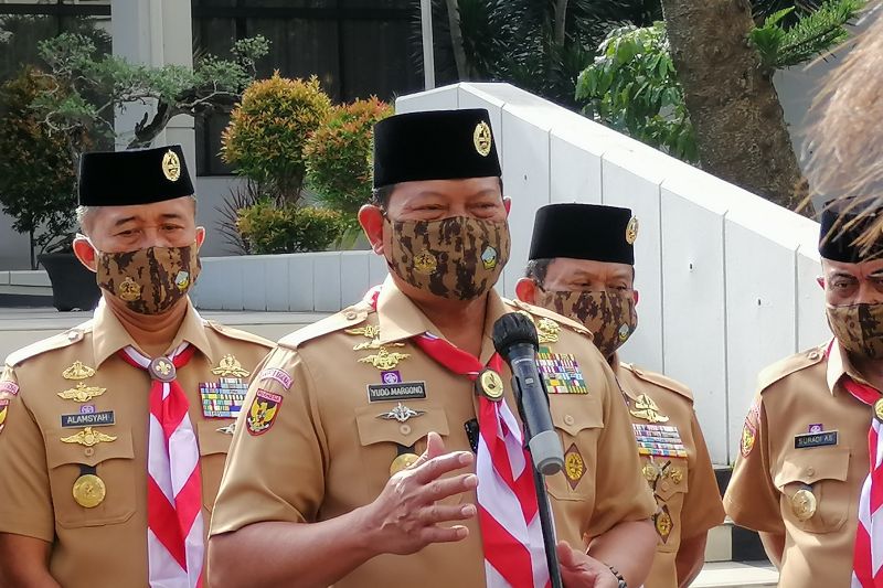 Kepala Staf TNI Angkatan Laut (Kasal) Laksamana TNI Yudo Margono memberikan keterangan pers di sela-sela Pembukaan Rapat Pimpinan Saka Bahari Nasional Tahun 2022, di Markas Besar AL Cilangkap, Jakarta Timur, Rabu (23/3/2022). (Foto:ANTARA) 