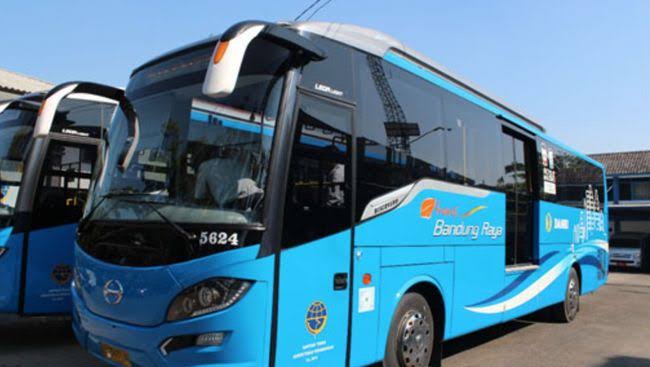 Pemkot Bandung, Jawa Barat, akan menggratiskan biaya transportasi Bus Rapid Transit (BRT) hingga 2024. Foto: cnnindonesia.com.