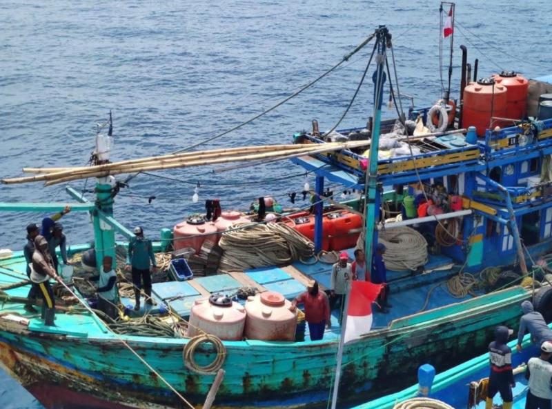 Kapal Ikan Ilegal yang berhasil diamankan KKP di WPPRI.