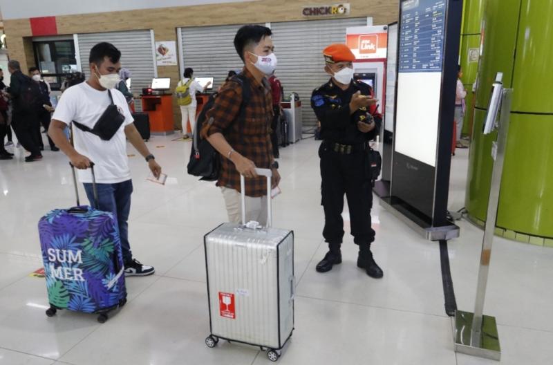 Penumpang KA dari Stasiun Gambir juga dilayani untuk naik turun dari Stasiun Jatinegara khusus pada 11 April 2022. (Ist) 