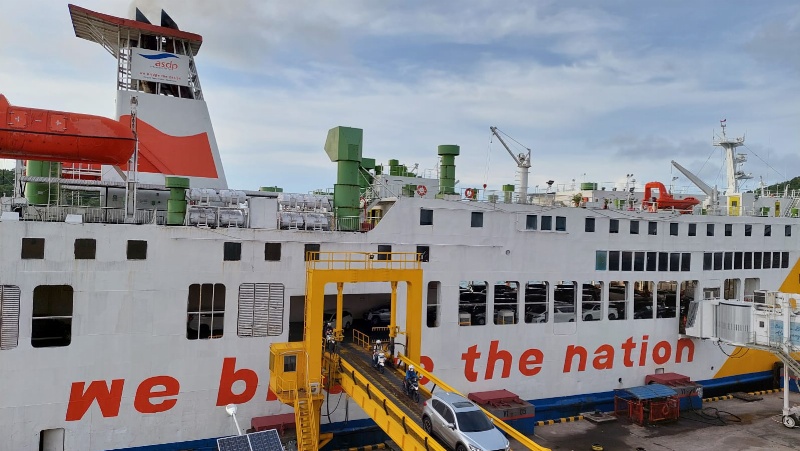 Kapal ASDP di Pelabuhan Merak
