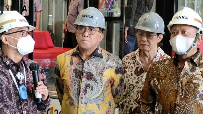 Ketua MPR RI Bambang Soesatyo mendukung inovasi PT INKA Madiun yang mulai memproduksi kereta api listrik bertenaga baterai atau trem baterai dan juga bus baterai. (Foto:tvonenews.com)