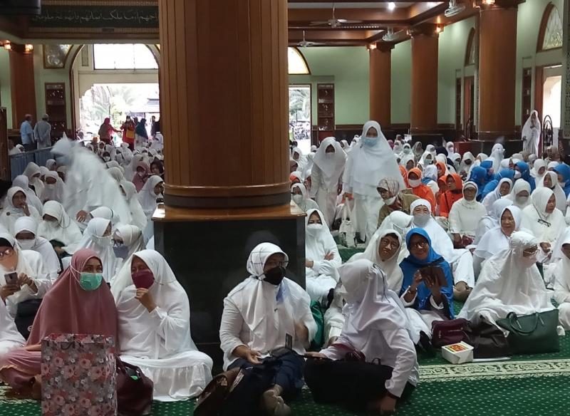 Calon jamaah haji dilakukan Pembinaan Manasik Haji Masal di Masjid Agung Al Barkah, Kota Bekasi, Sabtu (28/5/2022).(Ist) 