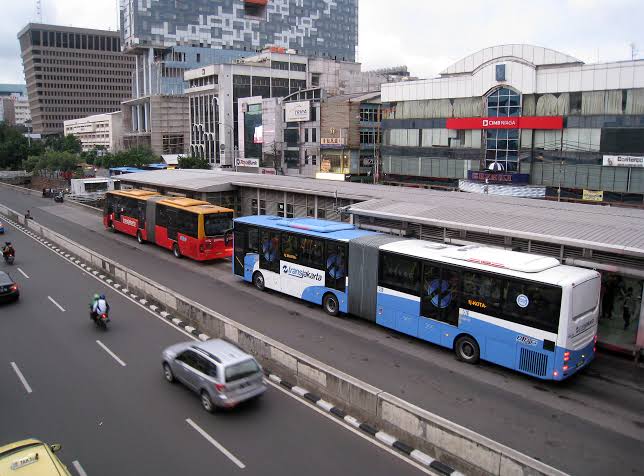 TransJakarta.(Wikipedia)