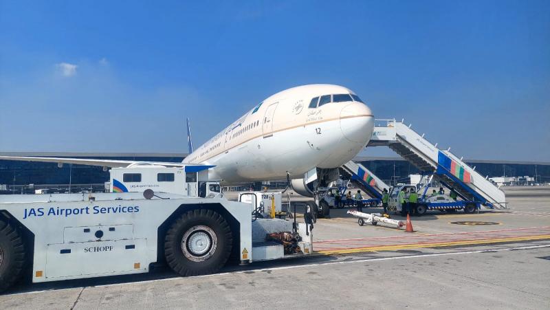 Pesawat jamaah Haji Saudi Arabia yang ditangani JAS di Bandara Soetta dan Juanda