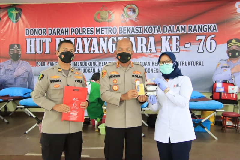 Rangkaian hari Bhayangkara ke-76, berbagai kegiatan positif terus dilakukan jajaran Polres Metro Bekasi Kota. Foto: ist.