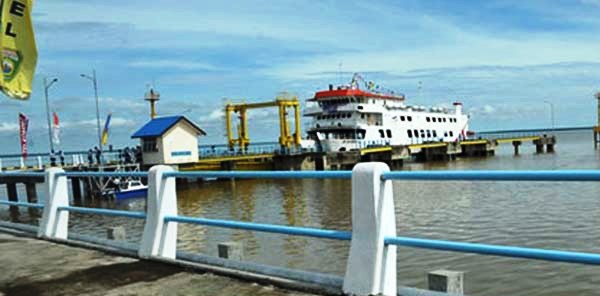 Ilustrasi kegiatan di Pelabuhan Tanjung Carat, Kabupaten Banyuasin , Sumsel. (Foto:Ist.)