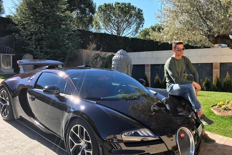 Bugatti Veyron milik Cristiano Ronaldo (Instagram/@cristiano)(Instagram/Cristiano Ronaldo)