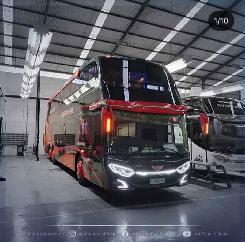 Bus Tingkat PO Juragan 99. Foto: instagram/@adiputro_official.