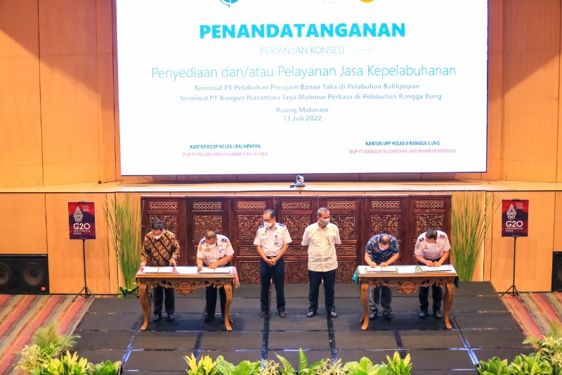 Teken perjanjian konsesi pelabuhan di Kalteng