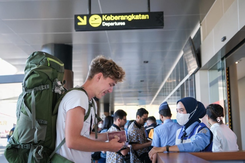 Penumpang tiba di Bandara Komodo, Labuan Bajo