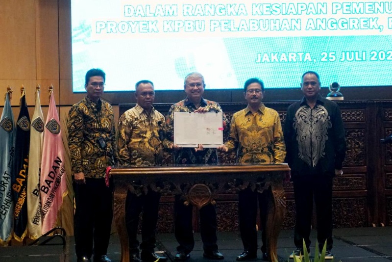 Pengembangan Pelabuhan Anggrek 