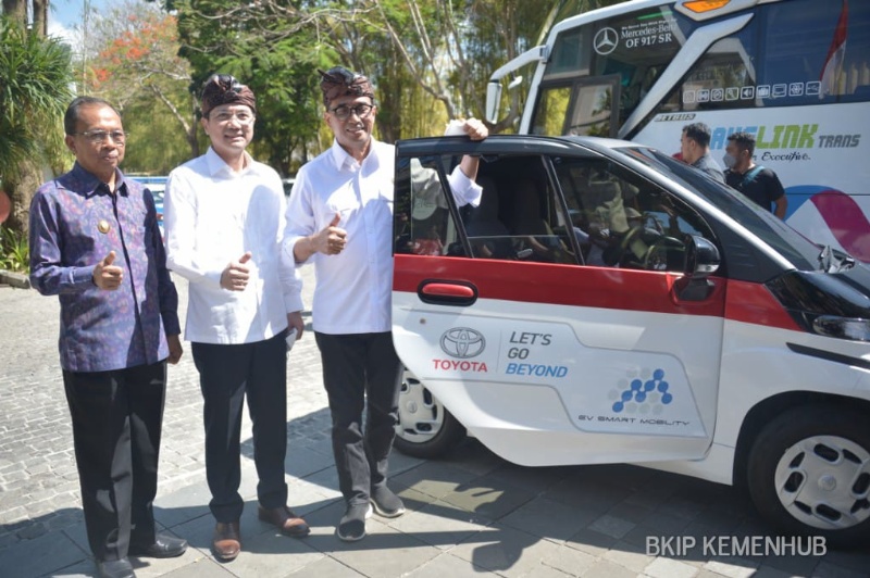 Menhub Budi Karya Sumadi di Bali