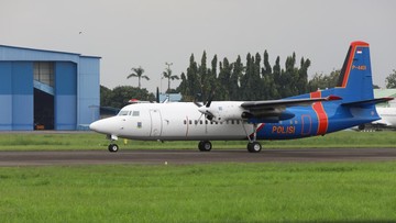 Foto: Sebuah pesawat parkir di Apron Bandara Pondok Cabe, Pamulang, Tangerang Selatan, Banten, Rabu (29/12/2021). (CNBC Indonesia/Andrean Kristianto)