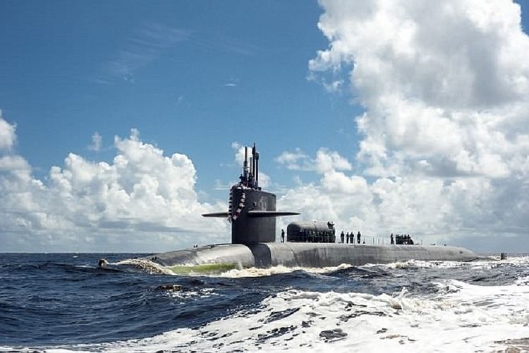 Kapal selam nuklir USS Georgia dikabarkan juga diarahkan menuju Laut Tengah tak jauh dari Suriah.(Daily Mail)