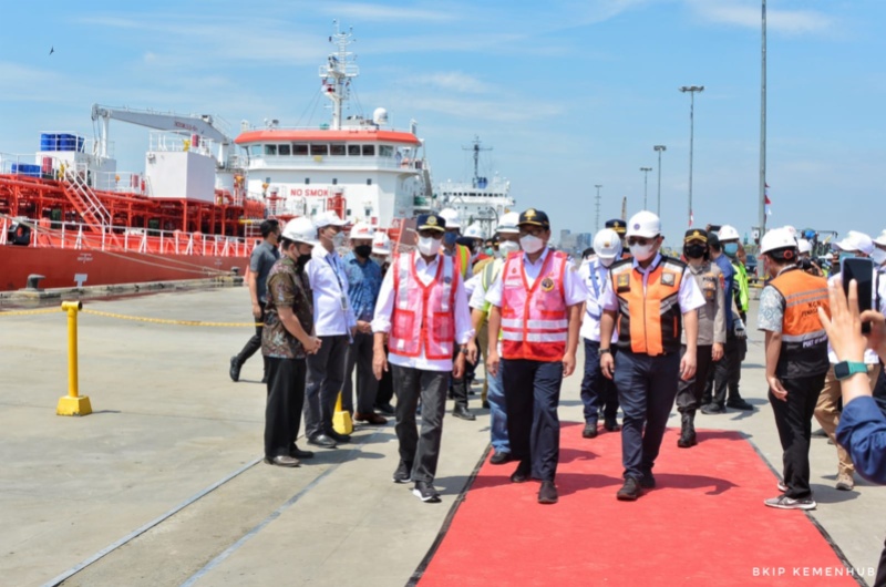 Menhub di Pelabuhan Marunda