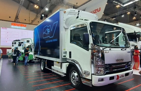 Isuzu EV yang dipamerkan di GIIAS 2022 di ICE BSD City, Tangerang. 