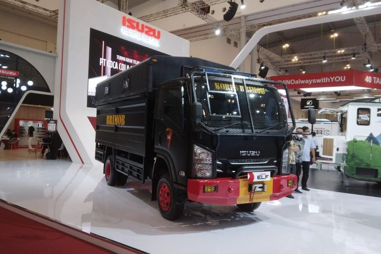 Truk kepolisian dari korps Brimob di GIIAS 2022.(KOMPAS.com/Gilang)