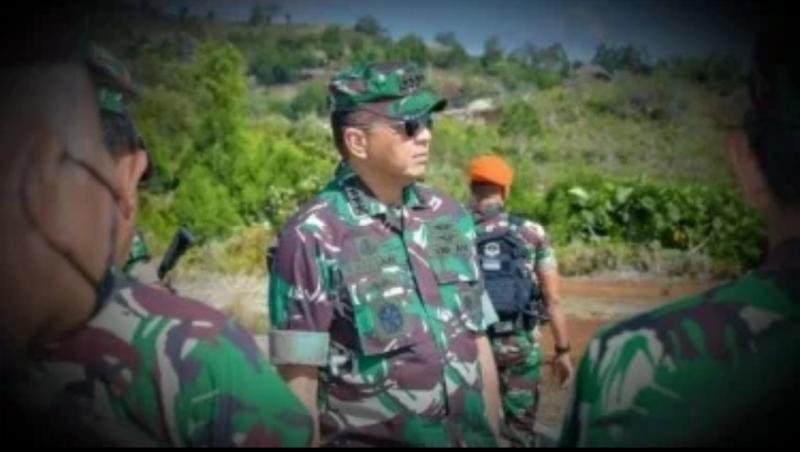 KSAU Marsekal TNI Fadjar Prasetyo saat berkunjung ke Jayapura (VIVA Militer) Sumber : Dispenau  