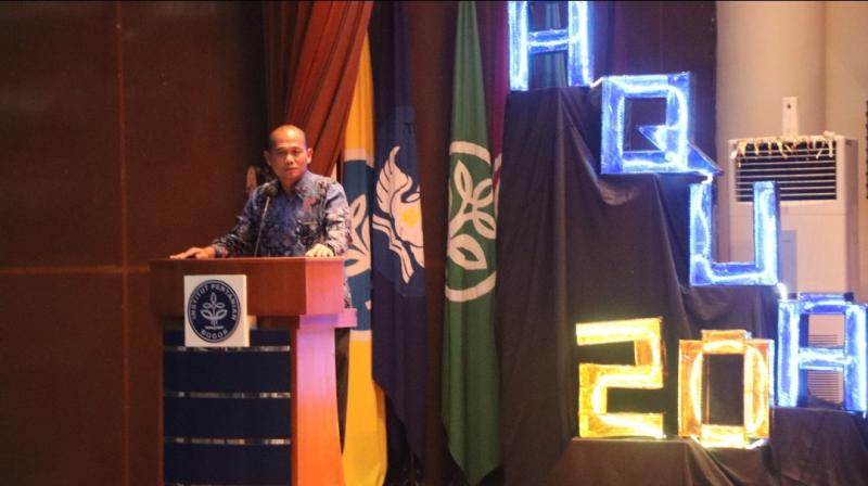 Direktur Jenderal Perikanan Budidaya, Tb Haeru Rahayu saat sebagai keynote speaker dalam kegiatan Aquaculture Festival 2022 di IPB.